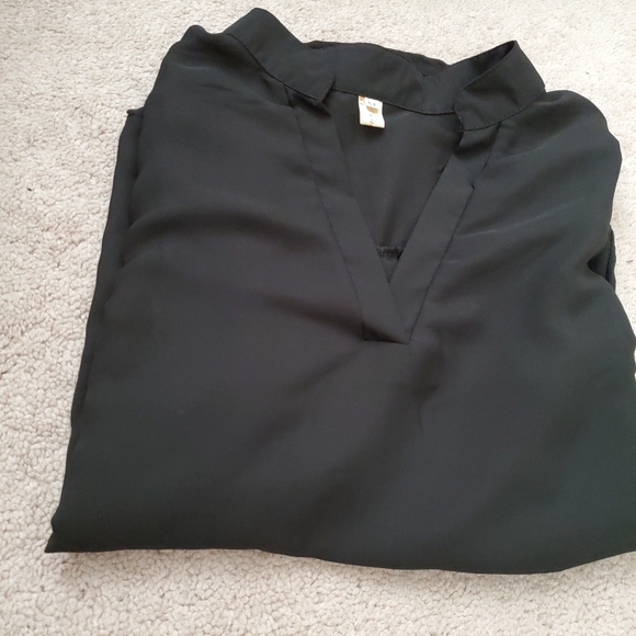 Clothes - Picture 2 of 16